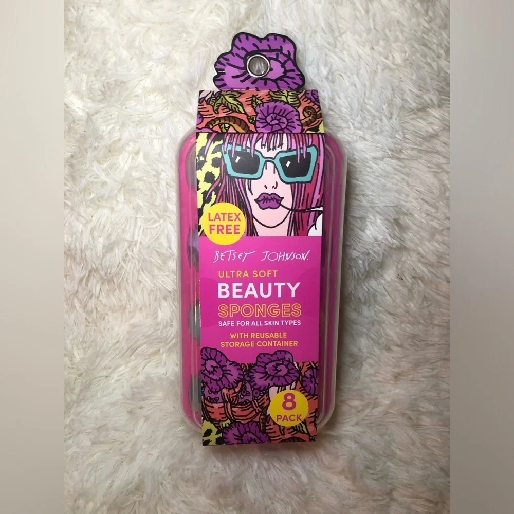 💋💄Betsey Johnson Beauty Sponges - 8 Pack 💄💋 NWT